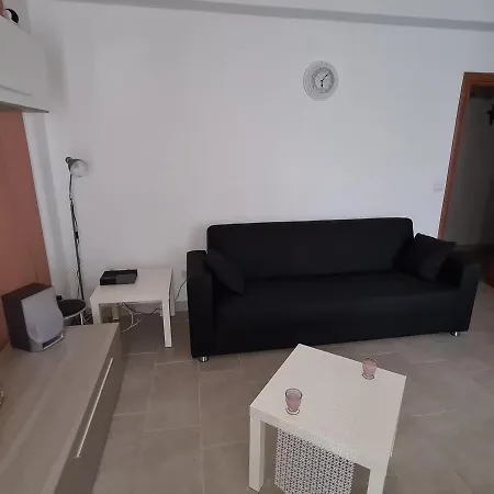 Casa Peppe بيت للعطل